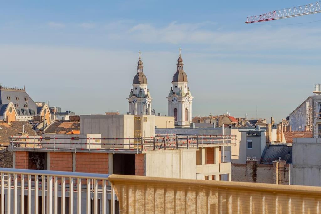 Terrace Sunset Serenity By Nw Budapest Kültér fotó